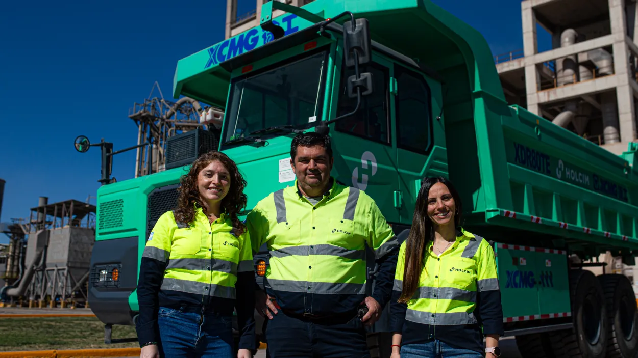 Holcim Argentina revoluciona la industria de la construcción con el primer camión 100% eléctrico en su flota